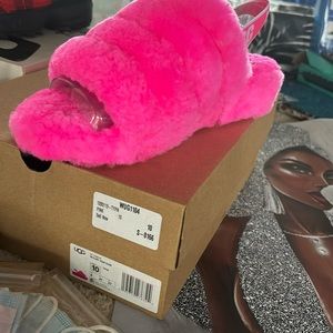 Brand Beware Ugg Slippers